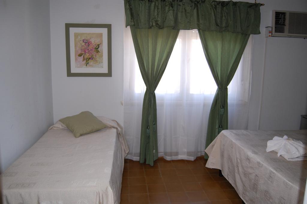 Monte Carlo Otel Villa Carlos Paz Oda fotoğraf